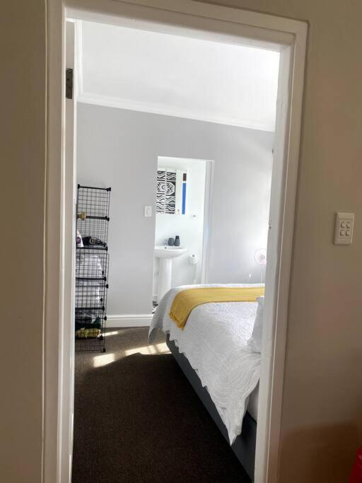 Milner Cottage: Digital Nomad Oasis Apartment Cape Town