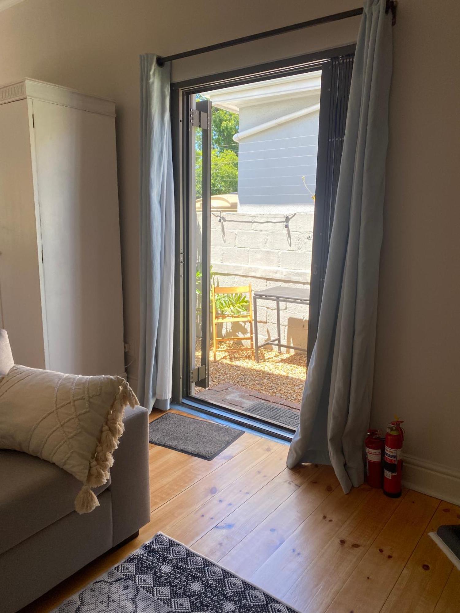 Milner Cottage: Digital Nomad Oasis Apartment